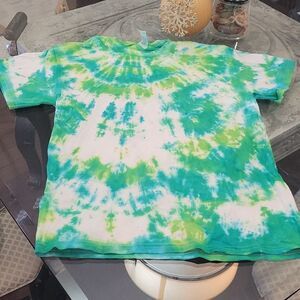 tie Dye Medium Tee Shirt Like New